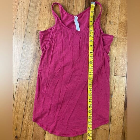 🪦Lululemon Vita Racer Tank
Heathered Bumble Berry size 6 - Picture 5 of 10